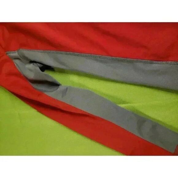 The North Face Half Zip Pullover Size S Very Nice - Picture 9 of 9